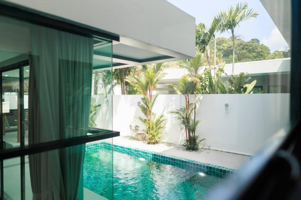 Paradise Found: 2-Bedroom Villa Bliss In Rawai Phuket Exterior photo